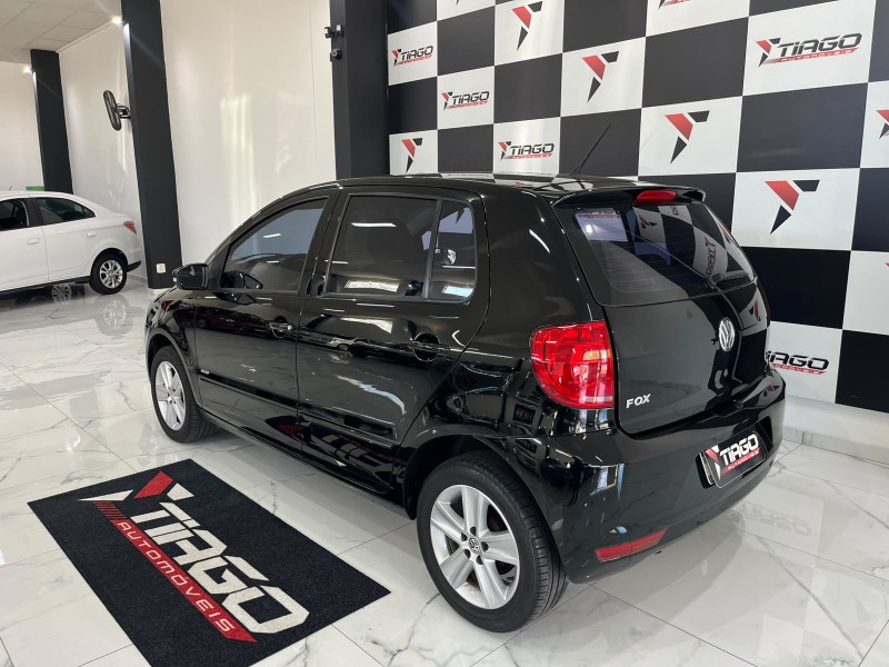 VOLKSWAGEN FOX 1.6 G2 TREND 2012/2012 TIAGO AUTOMÓVEIS VENÂNCIO AIRES / Carros no Vale