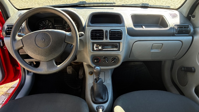 RENAULT CLIO CAMPUS HI-FLEX 2012/2012 COMPLETO VEÍCULOS GUAPORÉ / Carros no Vale