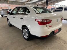 FIAT GRAND SIENA 1.4 8V 2021/2021 LAVENDA VEÍCULOS ARROIO DO MEIO / Carros no Vale
