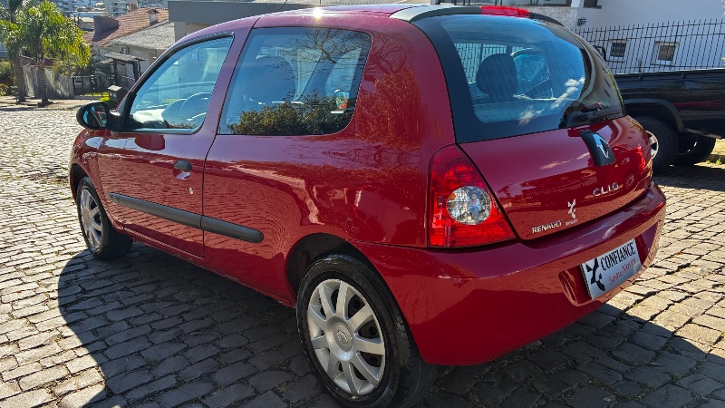 RENAULT CLIO CAMPUS HI-FLEX 2012/2012 COMPLETO VEÍCULOS GUAPORÉ / Carros no Vale