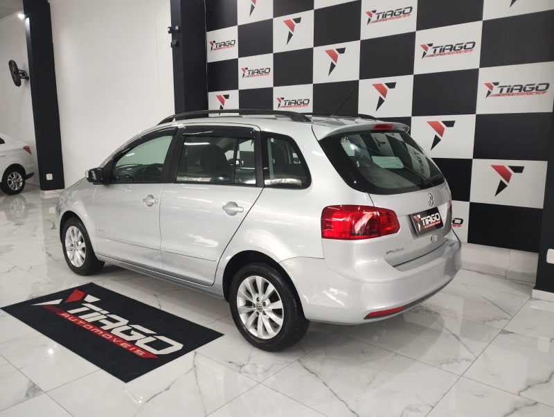 VOLKSWAGEN SPACEFOX 1.6 MI TREND 2011/2011 TIAGO AUTOMÓVEIS VENÂNCIO AIRES / Carros no Vale