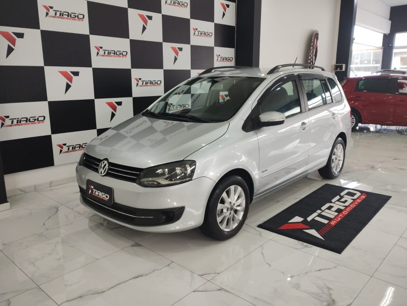 VOLKSWAGEN SPACEFOX 1.6 MI TREND 2011/2011 TIAGO AUTOMÓVEIS VENÂNCIO AIRES / Carros no Vale