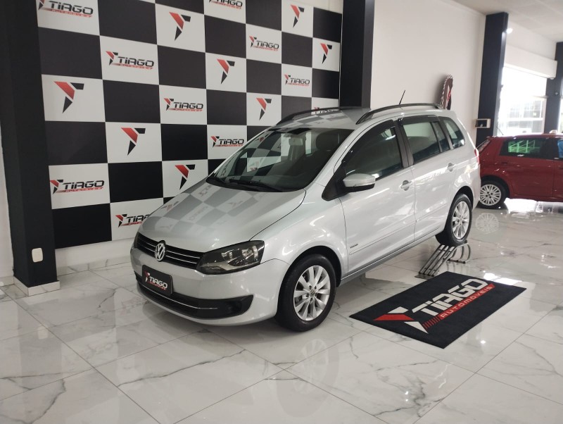 VOLKSWAGEN SPACEFOX 1.6 MI TREND 2011/2011 TIAGO AUTOMÓVEIS VENÂNCIO AIRES / Carros no Vale
