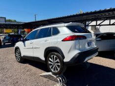 TOYOTA COROLLA CROSS XRE /2022 AR MULTIMARCAS VENÂNCIO AIRES / Carros no Vale