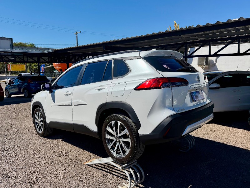 TOYOTA COROLLA CROSS XRE /2022 AR MULTIMARCAS VENÂNCIO AIRES / Carros no Vale