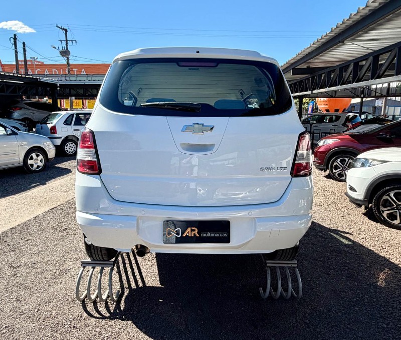 CHEVROLET SPIN 1.8 LTZ /2013 AR MULTIMARCAS VENÂNCIO AIRES / Carros no Vale