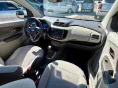 CHEVROLET SPIN 1.8 LTZ /2013 AR MULTIMARCAS VENÂNCIO AIRES / Carros no Vale