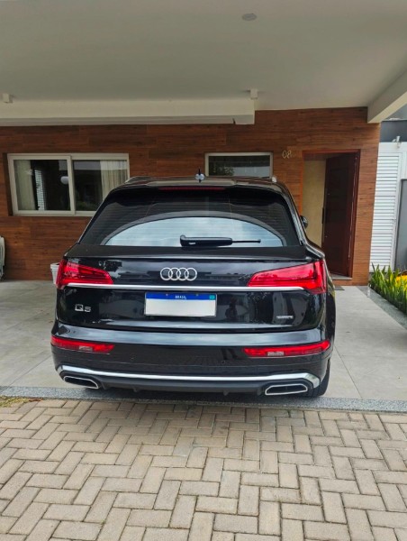 AUDI Q5 2.0 TFSI S-LINE S TRONIC 16V 2023/2023 SÉTIMA VEÍCULOS GUAPORÉ / Carros no Vale AUDI Q5 2.0 TFSI S-LINE S TRONIC 16V 2023/2023 SÉTIMA VEÍCULOS GUAPORÉ / Carros no Vale