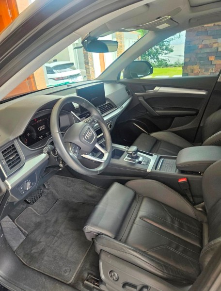 AUDI Q5 2.0 TFSI S-LINE S TRONIC 16V 2023/2023 SÉTIMA VEÍCULOS GUAPORÉ / Carros no Vale AUDI Q5 2.0 TFSI S-LINE S TRONIC 16V 2023/2023 SÉTIMA VEÍCULOS GUAPORÉ / Carros no Vale