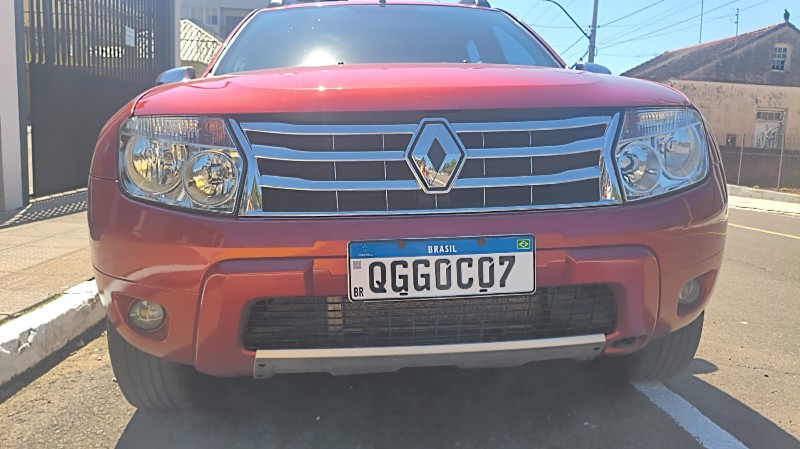 RENAULT DUSTER 1.6 16V DYNAMIQUE 2014/2015 ADRIANO VEÍCULOS CRUZEIRO DO SUL / Carros no Vale