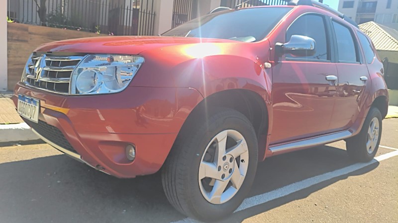 RENAULT DUSTER 1.6 16V DYNAMIQUE 2014/2015 ADRIANO VEÍCULOS CRUZEIRO DO SUL / Carros no Vale