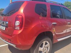 RENAULT DUSTER 1.6 16V DYNAMIQUE 2014/2015 ADRIANO VEÍCULOS CRUZEIRO DO SUL / Carros no Vale