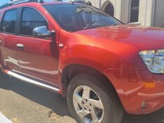 RENAULT DUSTER 1.6 16V DYNAMIQUE 2014/2015 ADRIANO VEÍCULOS CRUZEIRO DO SUL / Carros no Vale
