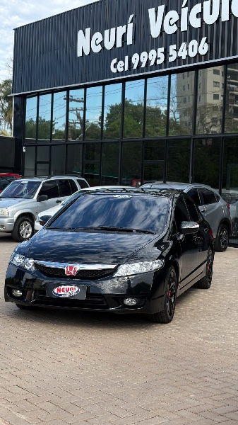 HONDA CIVIC 2.0 SI 16V GASOLINA 4P MANUAL 2007/2008 NEURI VEÍCULOS LAJEADO / Carros no Vale HONDA CIVIC 2.0 SI 16V GASOLINA 4P MANUAL 2007/2008 NEURI VEÍCULOS LAJEADO / Carros no Vale