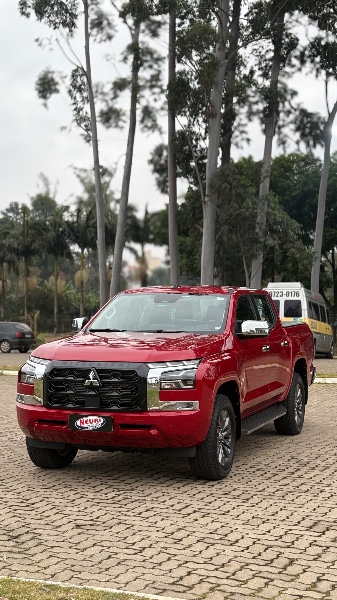 MITSUBISHI TRITON KATANA 2.4 CD 4X4 TB DIESEL AUT. 2026/2026 NEURI VEÍCULOS LAJEADO / Carros no Vale MITSUBISHI TRITON KATANA 2.4 CD 4X4 TB DIESEL AUT. 2026/2026 NEURI VEÍCULOS LAJEADO / Carros no Vale