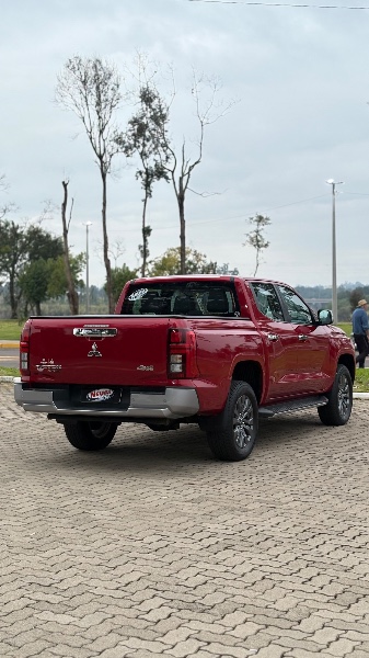 MITSUBISHI TRITON KATANA 2.4 CD 4X4 TB DIESEL AUT. 2026/2026 NEURI VEÍCULOS LAJEADO / Carros no Vale MITSUBISHI TRITON KATANA 2.4 CD 4X4 TB DIESEL AUT. 2026/2026 NEURI VEÍCULOS LAJEADO / Carros no Vale
