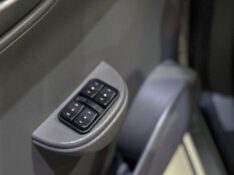 CHEVROLET PRISMA SED. MAXX/ LT 1.4 8V ECONOF. 4P 2012/2012 NEURI VEÍCULOS LAJEADO / Carros no Vale