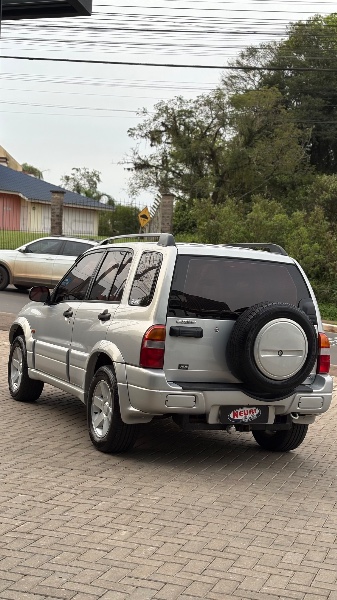 SUZUKI G.VITARA 4WD 2000/2001 NEURI VEÍCULOS LAJEADO / Carros no Vale SUZUKI G.VITARA 4WD 2000/2001 NEURI VEÍCULOS LAJEADO / Carros no Vale