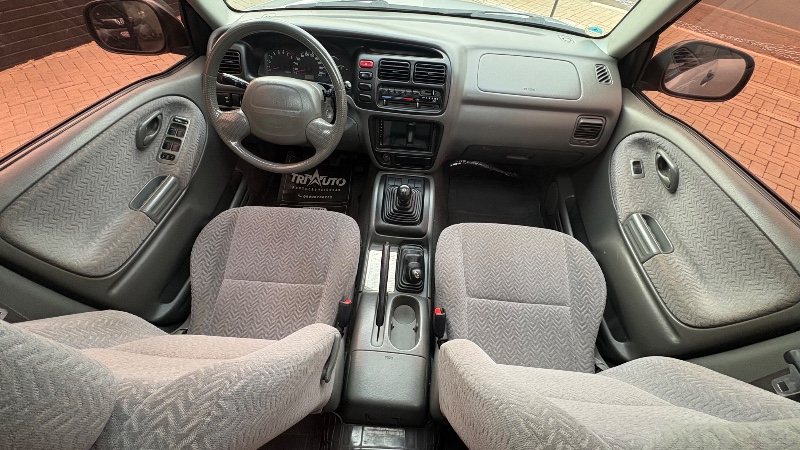 SUZUKI G.VITARA 4WD 2000/2001 NEURI VEÍCULOS LAJEADO / Carros no Vale SUZUKI G.VITARA 4WD 2000/2001 NEURI VEÍCULOS LAJEADO / Carros no Vale