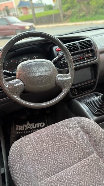 SUZUKI G.VITARA 4WD 2000/2001 NEURI VEÍCULOS LAJEADO / Carros no Vale SUZUKI G.VITARA 4WD 2000/2001 NEURI VEÍCULOS LAJEADO / Carros no Vale