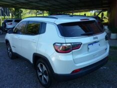 JEEP COMPASS 2.0 16V FLEX LONGITUDE AUTOMÁTICO 2016/2017 PREMIUM AUTOMÓVEIS ARROIO DO MEIO / Carros no Vale