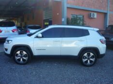 JEEP COMPASS 2.0 16V FLEX LONGITUDE AUTOMÁTICO 2016/2017 PREMIUM AUTOMÓVEIS ARROIO DO MEIO / Carros no Vale