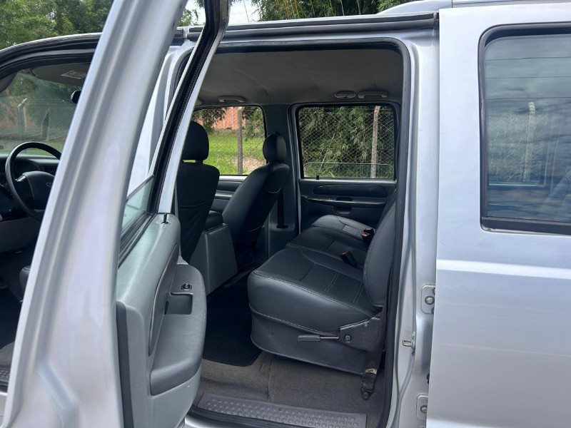FORD F-250 3.9 TROPIVAN 2011/2011 LS MULTIMARCAS VENÂNCIO AIRES / Carros no Vale