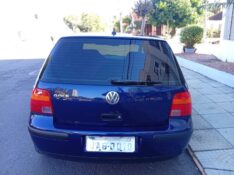 VOLKSWAGEN GOLF 1.6 2001/2002 ALTERNATIVA VEÍCULOS LAJEADO / Carros no Vale