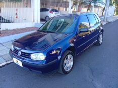 VOLKSWAGEN GOLF 1.6 2001/2002 ALTERNATIVA VEÍCULOS LAJEADO / Carros no Vale