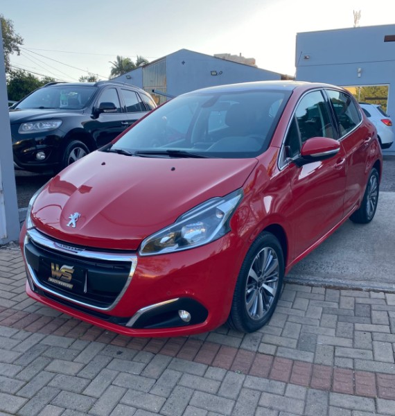 PEUGEOT 208 1.6 16V GRIFFE 2017/2017 WS MULTIMARCAS VENÂNCIO AIRES / Carros no Vale