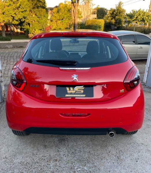 PEUGEOT 208 1.6 16V GRIFFE 2017/2017 WS MULTIMARCAS VENÂNCIO AIRES / Carros no Vale