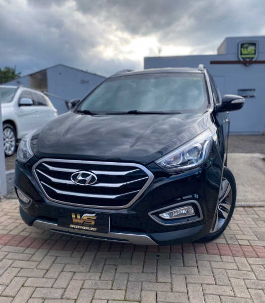 HYUNDAI IX 35 IX35 2.0 16V FLEX 4P AUTOMÁTICO 2017/2017 WS MULTIMARCAS VENÂNCIO AIRES / Carros no Vale