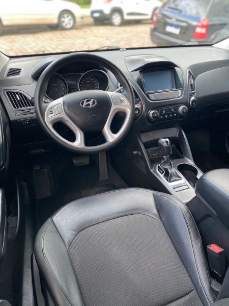 HYUNDAI IX 35 IX35 2.0 16V FLEX 4P AUTOMÁTICO 2017/2017 WS MULTIMARCAS VENÂNCIO AIRES / Carros no Vale
