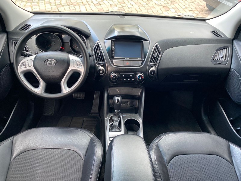 HYUNDAI IX 35 IX35 2.0 16V FLEX 4P AUTOMÁTICO 2017/2017 WS MULTIMARCAS VENÂNCIO AIRES / Carros no Vale