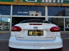 FORD FOCUS SEDAN TITANIUM /2016 CHIMA VEÍCULOS VENÂNCIO AIRES / Carros no Vale