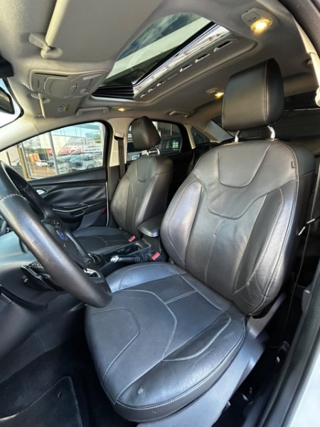 FORD FOCUS SEDAN TITANIUM /2016 CHIMA VEÍCULOS VENÂNCIO AIRES / Carros no Vale FORD FOCUS SEDAN TITANIUM /2016 CHIMA VEÍCULOS VENÂNCIO AIRES / Carros no Vale