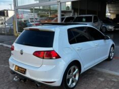 VOLKSWAGEN GOLF COMFORTLINE TSI 1.4 /2015 CHIMA VEÍCULOS VENÂNCIO AIRES / Carros no Vale