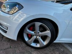 VOLKSWAGEN GOLF COMFORTLINE TSI 1.4 /2015 CHIMA VEÍCULOS VENÂNCIO AIRES / Carros no Vale