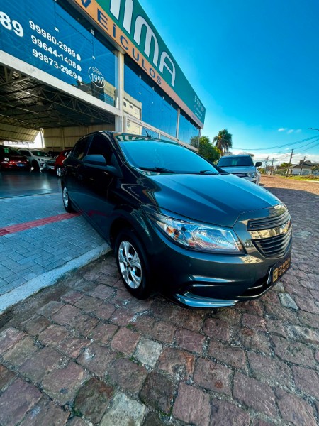 CHEVROLET ONIX HATCH JOY 1.0 8V FLEX 5P MEC. /2019 CHIMA VEÍCULOS VENÂNCIO AIRES / Carros no Vale