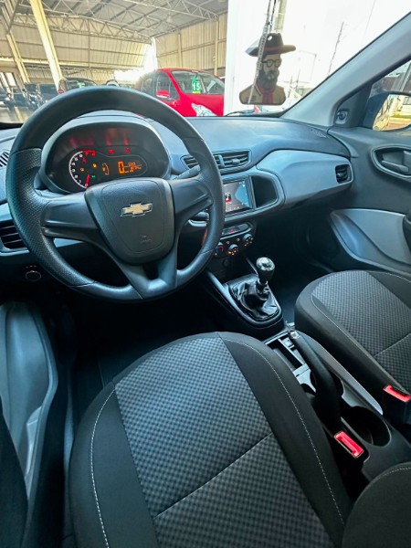 CHEVROLET ONIX HATCH JOY 1.0 8V FLEX 5P MEC. /2019 CHIMA VEÍCULOS VENÂNCIO AIRES / Carros no Vale