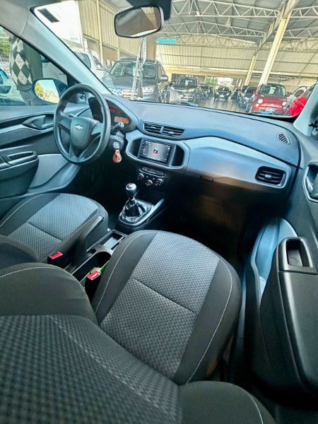 CHEVROLET ONIX HATCH JOY 1.0 8V FLEX 5P MEC. /2019 CHIMA VEÍCULOS VENÂNCIO AIRES / Carros no Vale