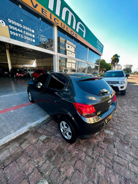 CHEVROLET ONIX HATCH JOY 1.0 8V FLEX 5P MEC. /2019 CHIMA VEÍCULOS VENÂNCIO AIRES / Carros no Vale