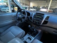 TOYOTA HILUX CABINE DUPLA SRV 3.0 4X4 /2008 CHIMA VEÍCULOS VENÂNCIO AIRES / Carros no Vale