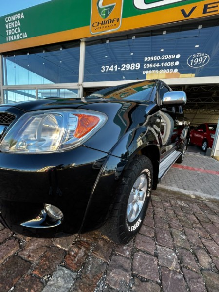 TOYOTA HILUX CABINE DUPLA SRV 3.0 4X4 /2008 CHIMA VEÍCULOS VENÂNCIO AIRES / Carros no Vale