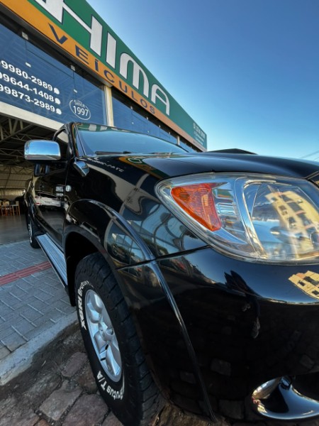 TOYOTA HILUX CABINE DUPLA SRV 3.0 4X4 /2008 CHIMA VEÍCULOS VENÂNCIO AIRES / Carros no Vale