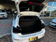 VOLKSWAGEN POLO MPI 1.0 12V FLEX /2023 CHIMA VEÍCULOS VENÂNCIO AIRES / Carros no Vale