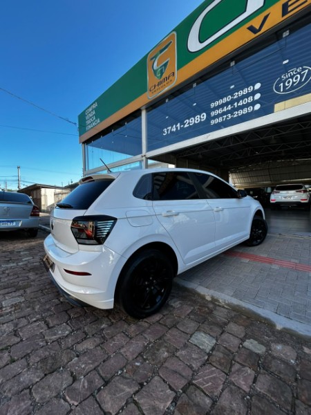VOLKSWAGEN POLO MPI 1.0 12V FLEX /2023 CHIMA VEÍCULOS VENÂNCIO AIRES / Carros no Vale
