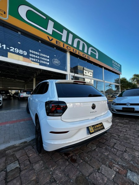 VOLKSWAGEN POLO MPI 1.0 12V FLEX /2023 CHIMA VEÍCULOS VENÂNCIO AIRES / Carros no Vale