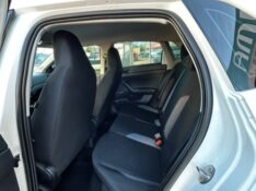 VOLKSWAGEN POLO MPI 1.0 12V FLEX /2023 CHIMA VEÍCULOS VENÂNCIO AIRES / Carros no Vale