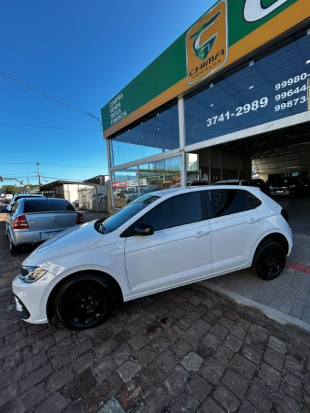 VOLKSWAGEN POLO MPI 1.0 12V FLEX /2023 CHIMA VEÍCULOS VENÂNCIO AIRES / Carros no Vale